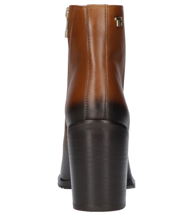 Tommy Hilfiger Enkellaars <span>FW0FW05164 GOW</span> FW0FW05164 GOW cognac - www.bremmerschoenen.pro - Bremmer Schoenen