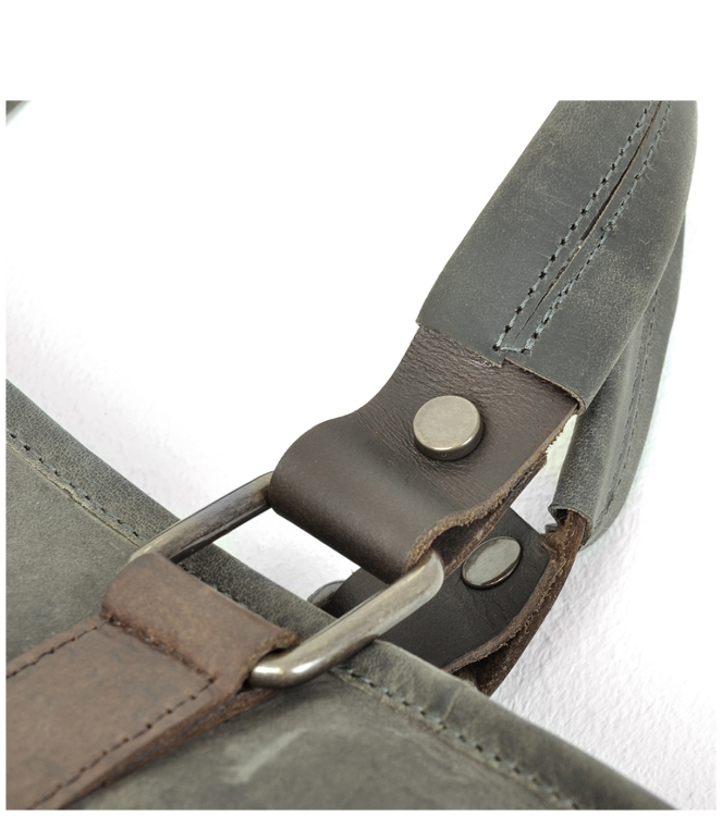 Berba Berba Laptoptas <span>826-100-23</span> Military Berba Laptoptas <span>826-100-23</span> 826-100-23 groen - www.bremmerschoenen.pro - Bremmer Schoenen