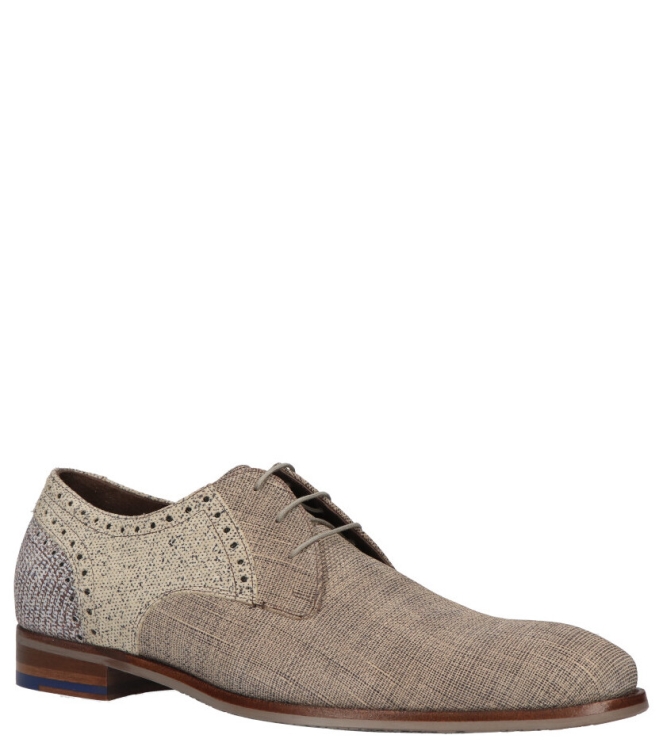 Floris van Bommel geklede schoen <span>De Stapper 17.93 SFM-30161 26-01</span> De Stapper 17.93 SFM-30161 26-01 beige - www.bremmerschoenen.pro - Bremmer Schoenen