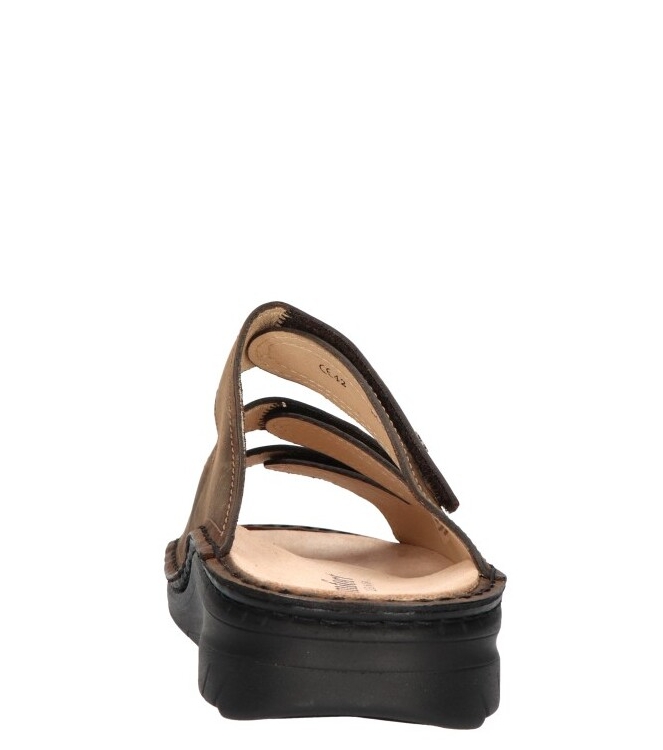 Finn comfort slipper <span>1455 322500 Mataro</span> 1455 322500 Mataro bruin - www.bremmerschoenen.pro - Bremmer Schoenen