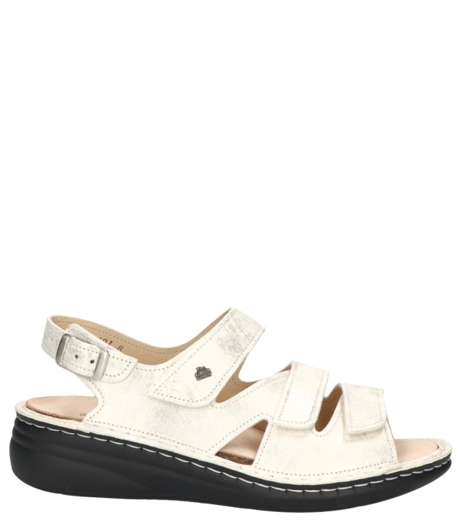 Finn Comfort sandaal <span>2643 818222 Praia</span> 2643 818222 Praia beige - www.bremmerschoenen.pro - Bremmer Schoenen