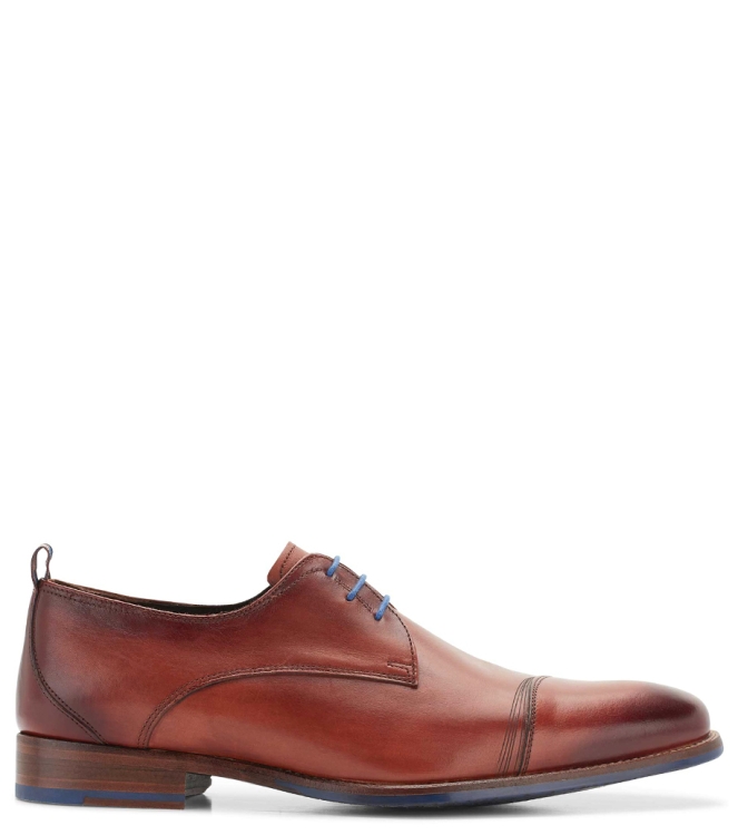 Floris van Bommel veterschoen <span>De Stapper 02.00 SFM-30118 24-01 18006/00</span> De Stapper 02.00 SFM-30118 24-01 18006/00 cognac - www.bremmerschoenen.pro - Bremmer Schoenen